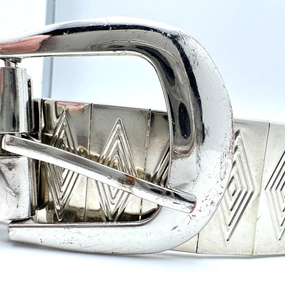 Silver-Tone Geometric Diamond Pattern Metal Belt Vintage With Buckle - Picture 2 of 7